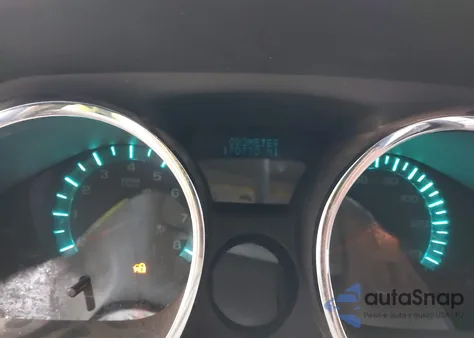 2011 Chevrolet Traverse 2Lt z USA, uszkodzony, nr VIN 1GNKVJED2BJ313423